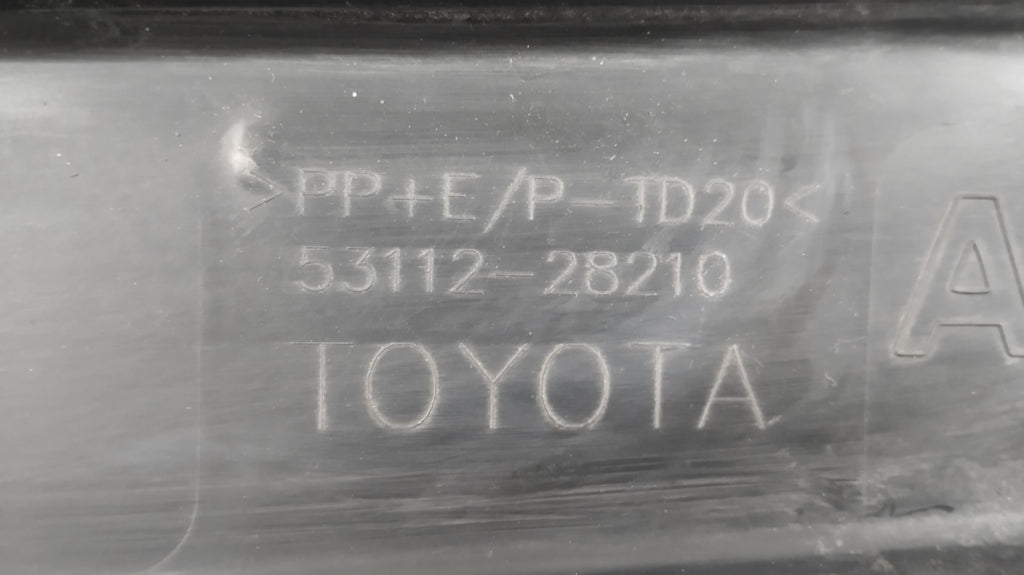 Maska (grill) KRATKA ZDERZAKA hrom TOYOTA PREVIA ESTIMA AERAS 12-16 OEM 5311228210