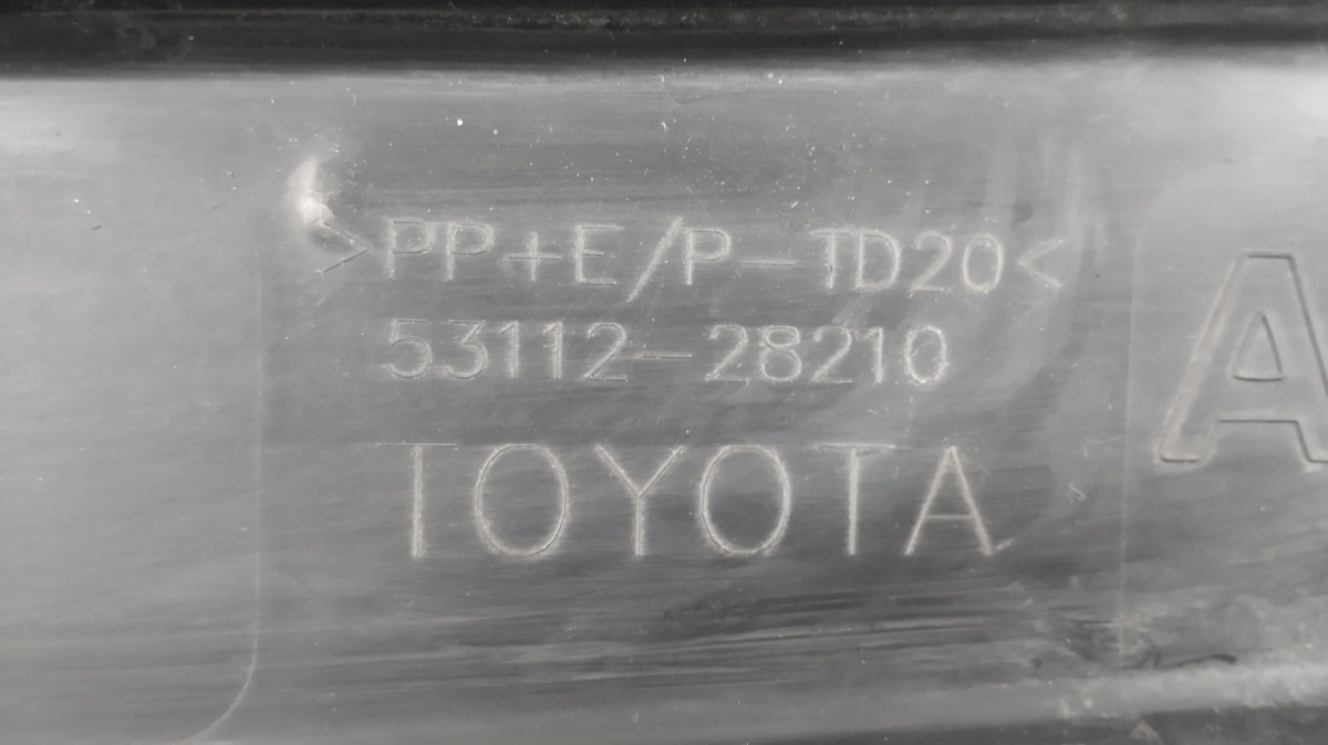 Maska (grill) KRATKA ZDERZAKA hrom TOYOTA PREVIA ESTIMA AERAS 12-16 OEM 5311228210