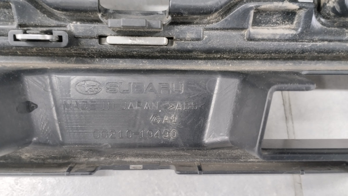 Prednji branik Grill atrapa SUBARU OUTBACK VI 6 19-23