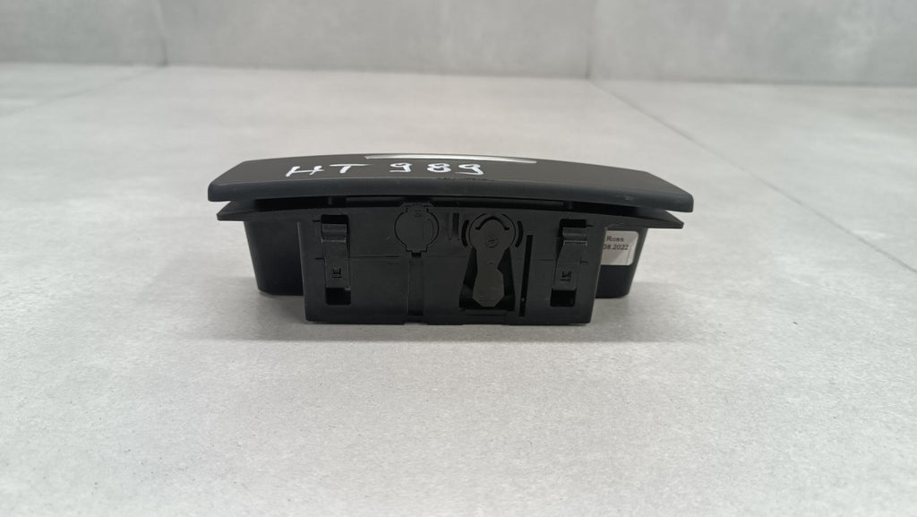 Popielniczka Panel zadnji zadnji BMW E90 E91