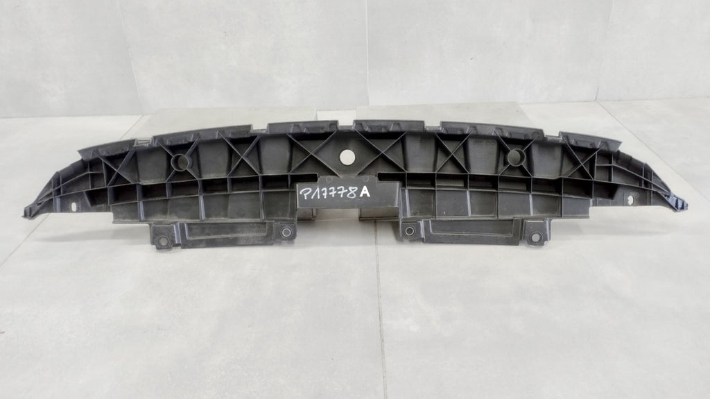 Zaštita pasa przedniego maskownica SEAT TARRACO 18-