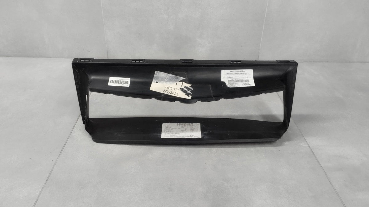 Usmjerivač zraka wlot PORSCHE 911 992 / 992815217A