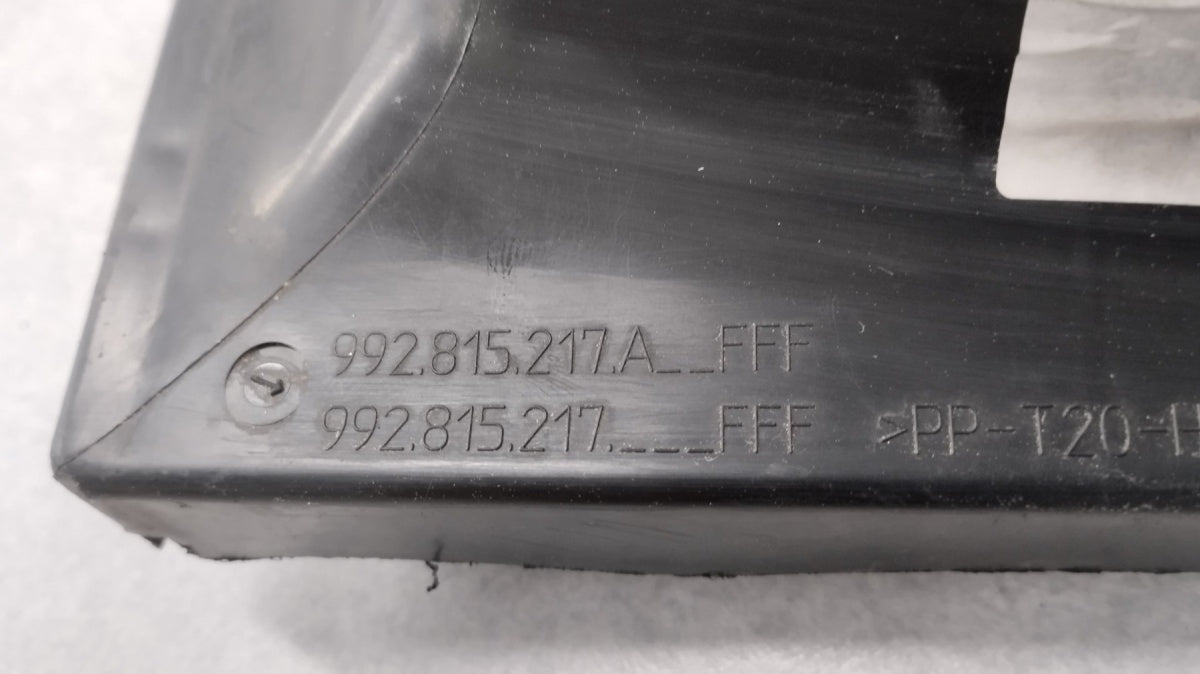 Usmjerivač zraka wlot PORSCHE 911 992 / 992815217A