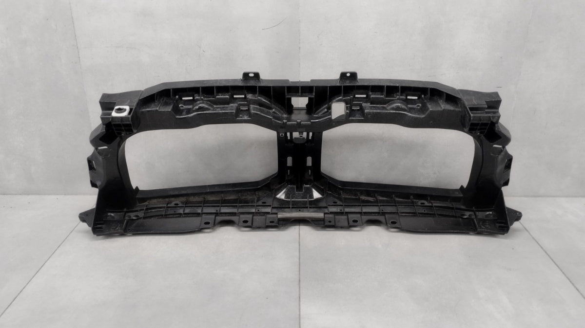 Usmjerivač zraka KANAŁ GÓRA BMW XM G09 2022- WLOT OEM 51749451352