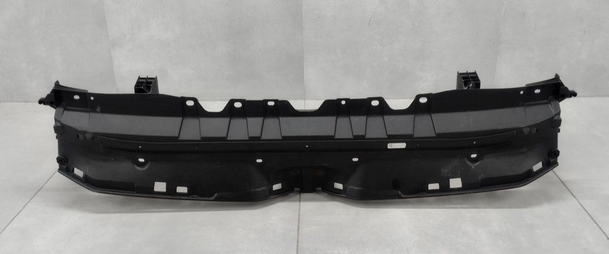 Usmjerivač zraka KANAŁ GÓRA BMW XM G09 2022- WLOT OEM 51749451352