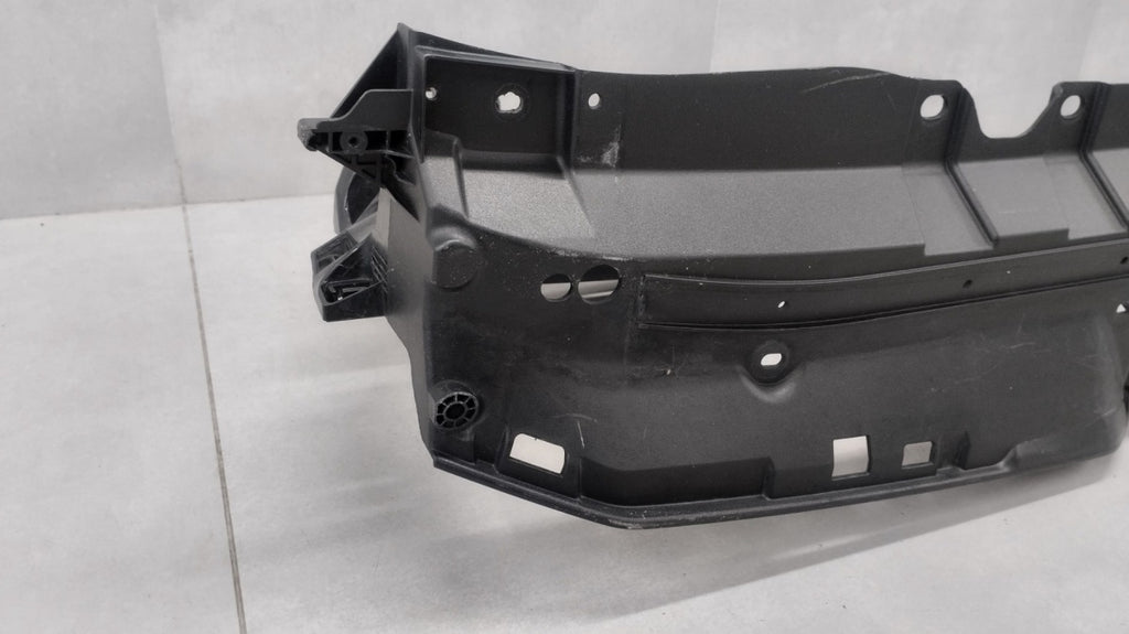 Usmjerivač zraka KANAŁ GÓRA BMW XM G09 2022- WLOT OEM 51749451352