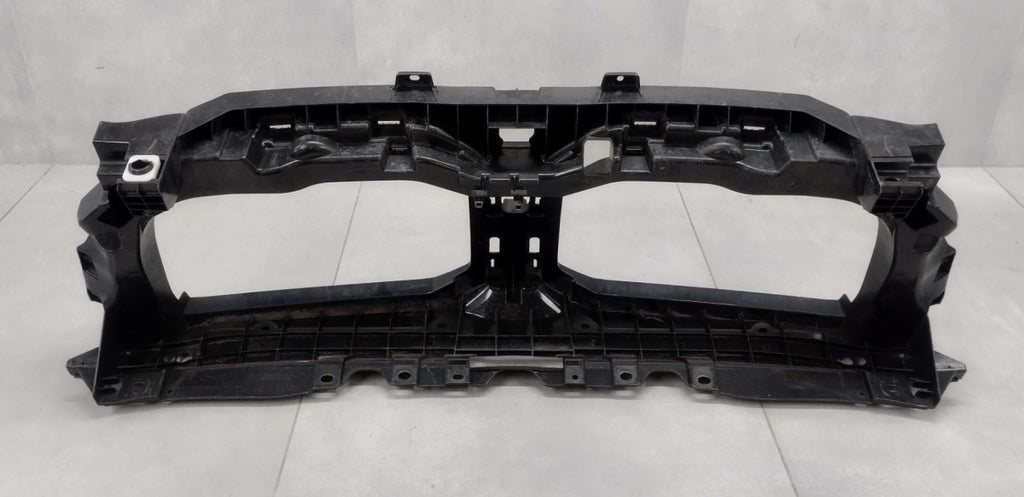 Usmjerivač zraka KANAŁ GÓRA BMW XM G09 2022- WLOT OEM 51749451352