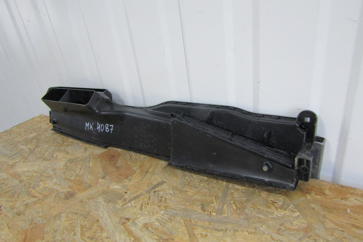 Usmjerivač zraka wlot VW AUDI SEAT SKODA 2Q 2Q0129509A
