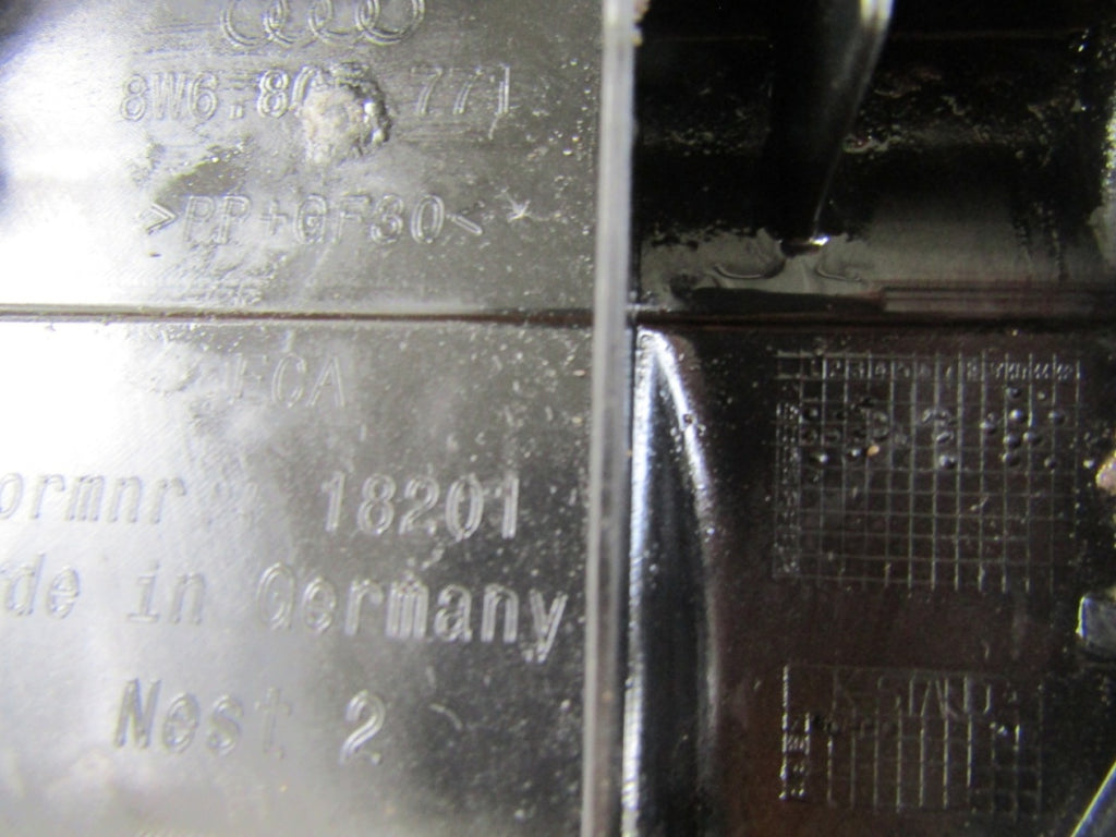Usmjerivač zraka żaluzja roleta Audi A5 F5 8W6 16-19