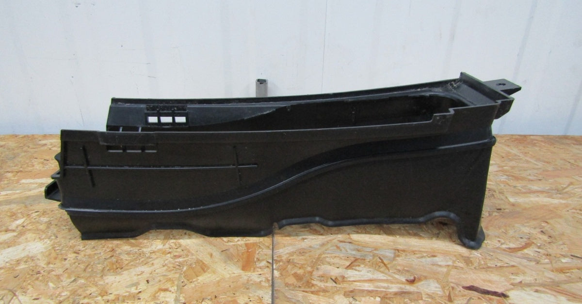 Volan usisnik zraka NISSAN MICRA K14 / 215795FA0A