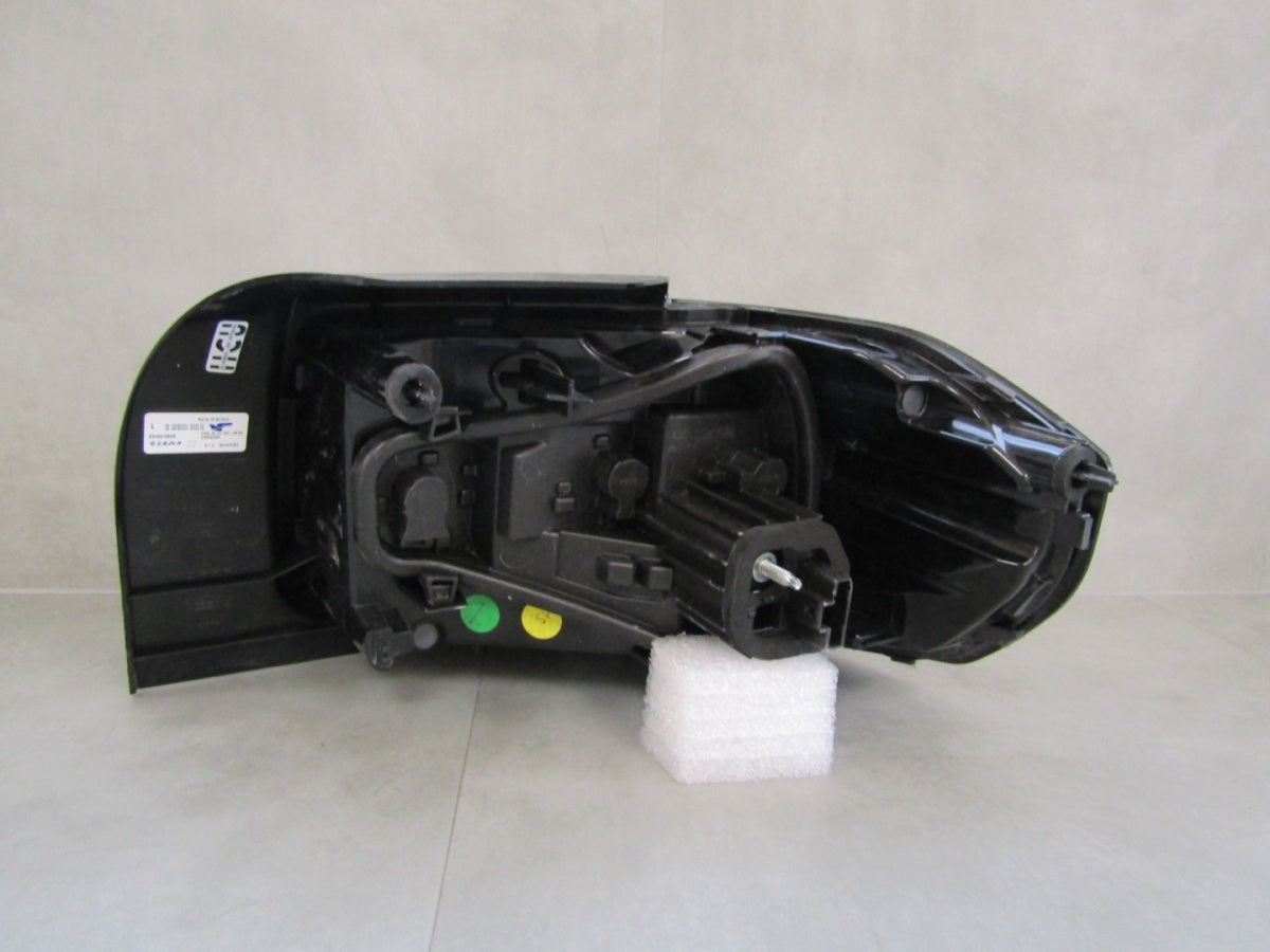 komplet lamp tylnych lijevi desni Citroen C3 IV halogen Z LED 24- 9845616480