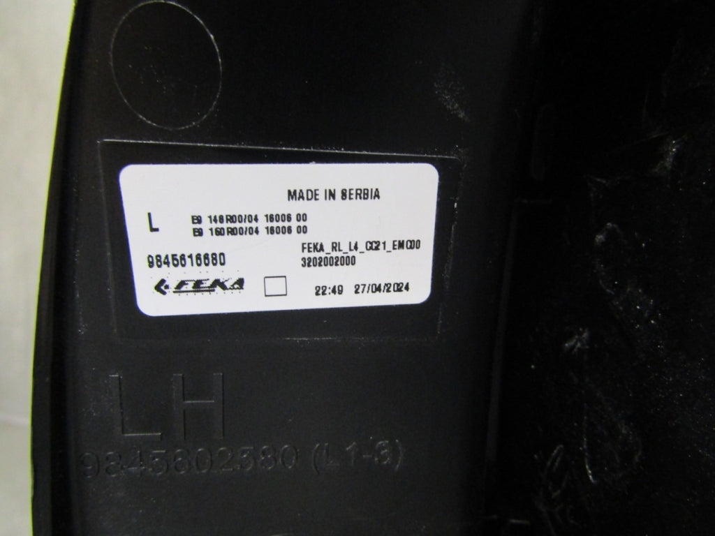 komplet lamp tylnych lijevi desni Citroen C3 IV halogen 24- 9848892180 9845602580