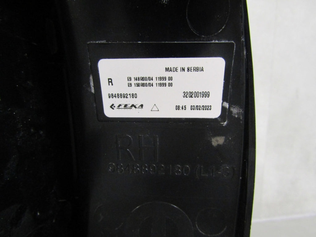 komplet lamp tylnych lijevi desni Citroen C3 IV halogen 24- 9848892180 9845602580