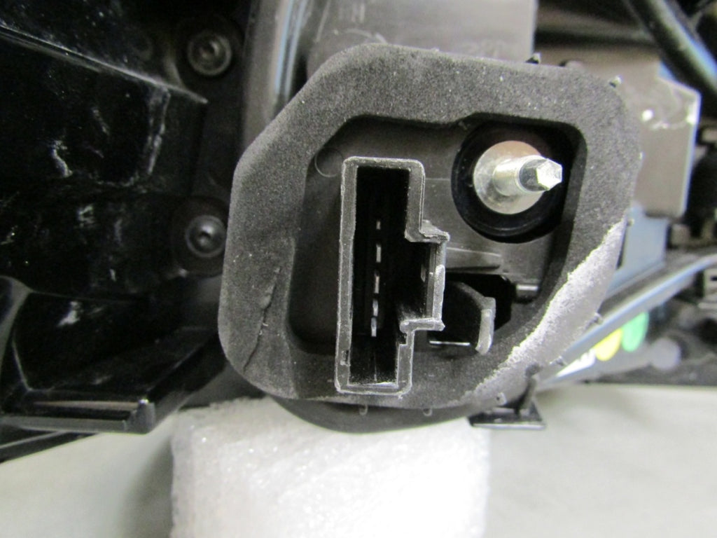 komplet lamp tylnych lijevi desni Citroen C3 IV halogen 24- 9848892180 9845602580