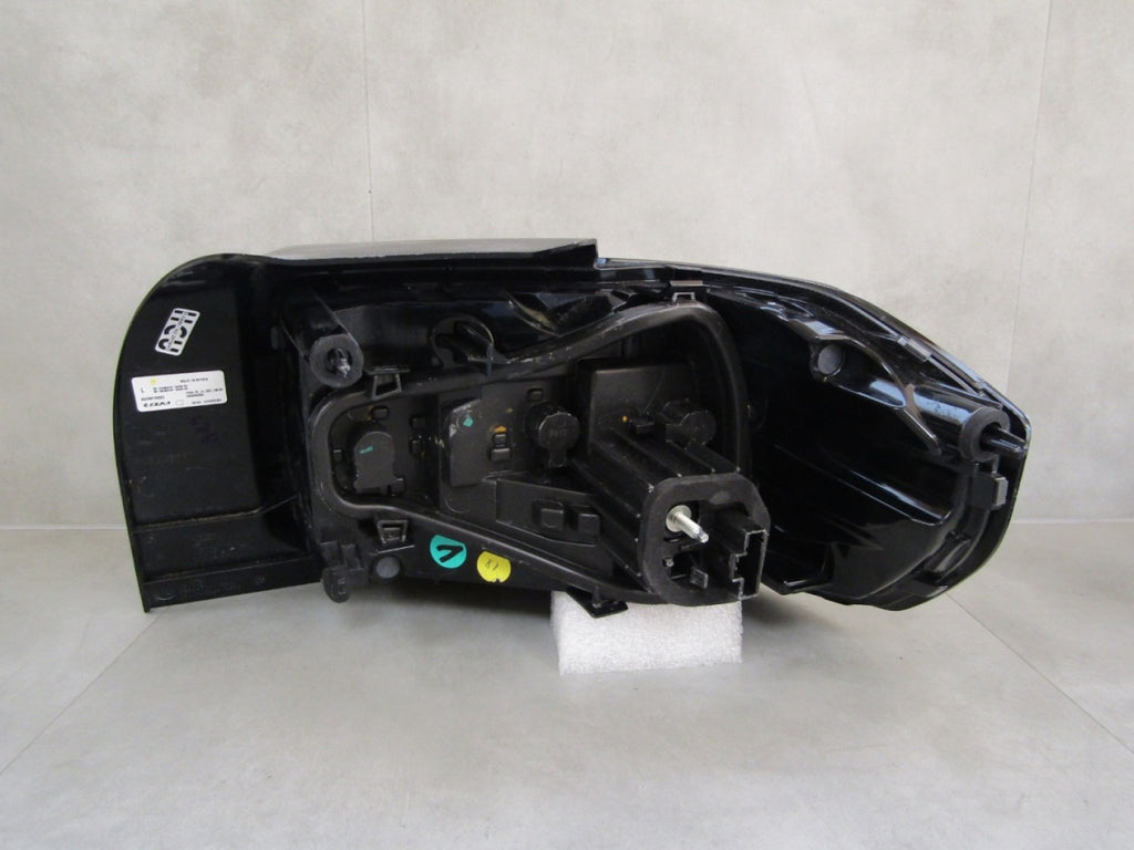 komplet lamp tylnych lijevi desni Citroen C3 IV halogen Z LED 24- 9845616480 9845616680