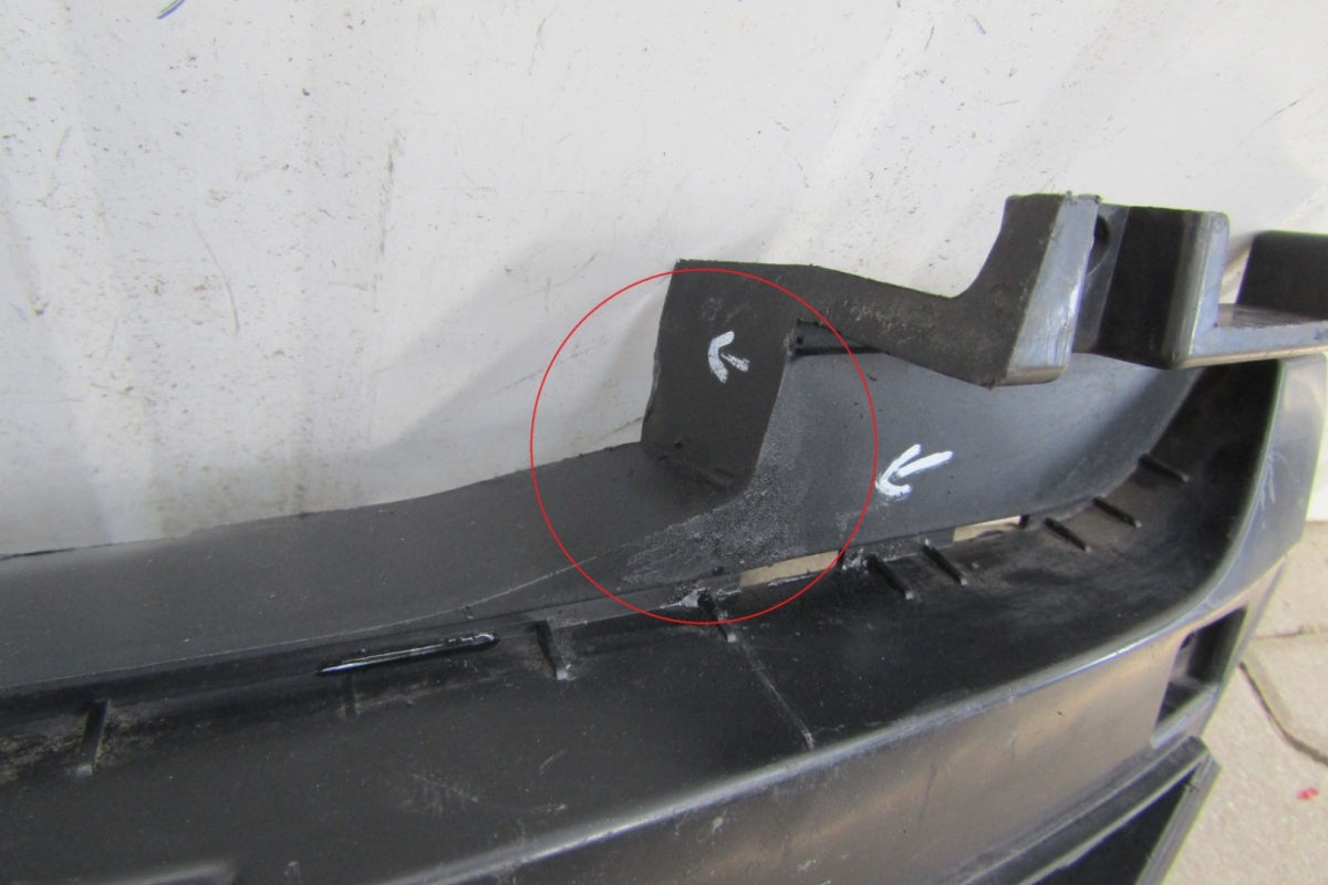 Maska (grill) Kratka zderzaka SsangYong Rodius 12-15