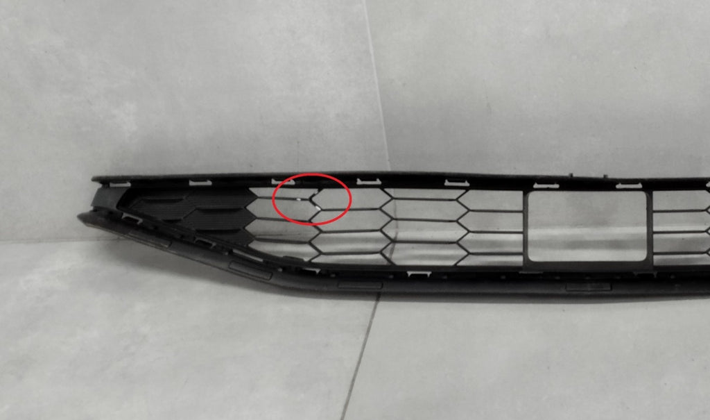 Maska (grill) rešetka srednja MG 5 MG5 EV P10751874
