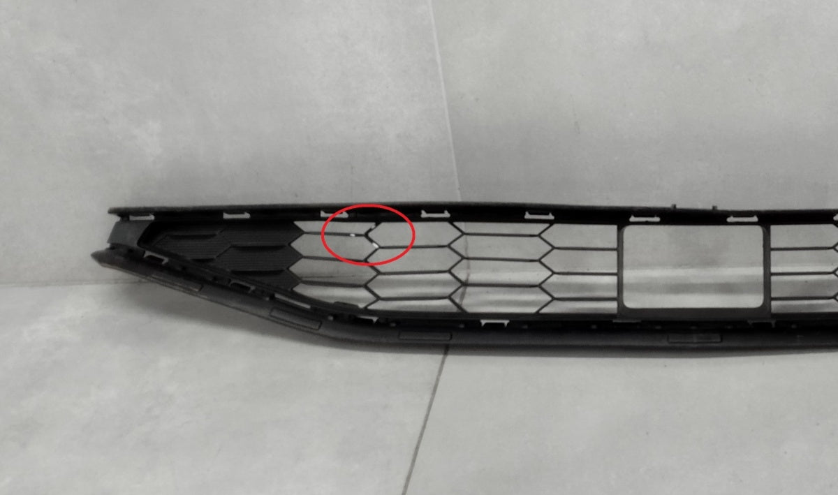 Maska (grill) rešetka srednja MG 5 MG5 EV P10751874