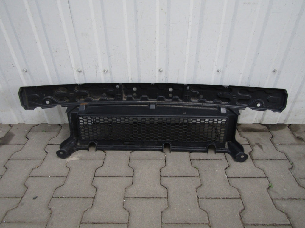 Maska (grill) kratka belka zderzaka Chrysler Voyager Caravan 08-12