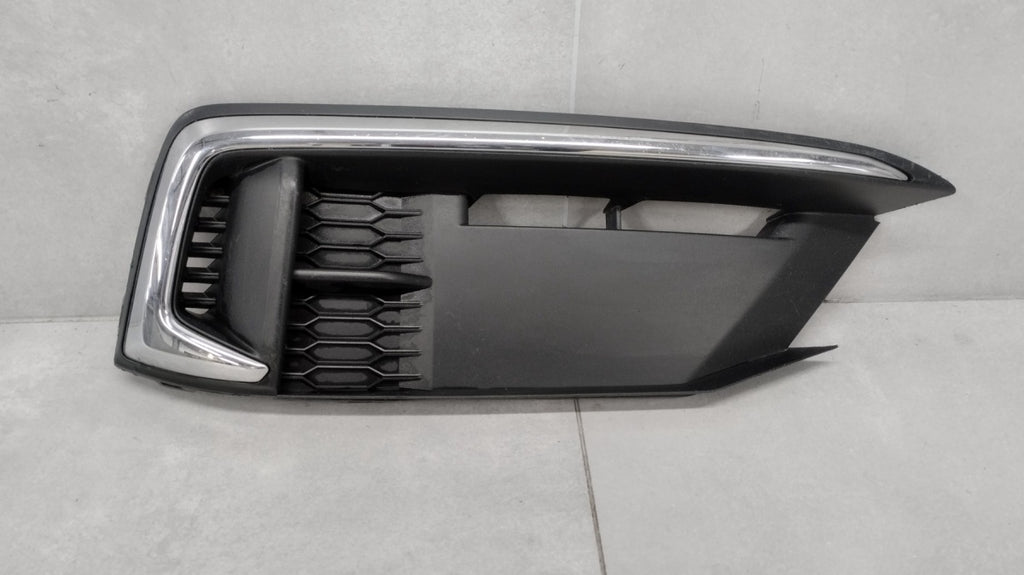 Rešetka branika desna prednja Honda Civic LX (CHROM) 2017-2020