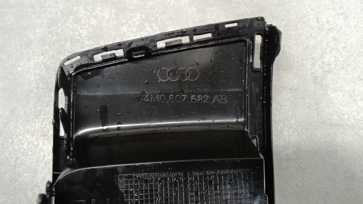 Rešetka lijeva + desna Audi Q7 4M0 komplet E-TRON 15-19