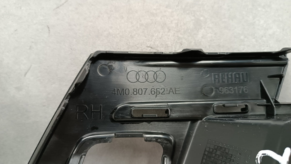 Rešetka lijeva + desna Audi Q7 4M0 komplet E-TRON 15-19 POD RADAR