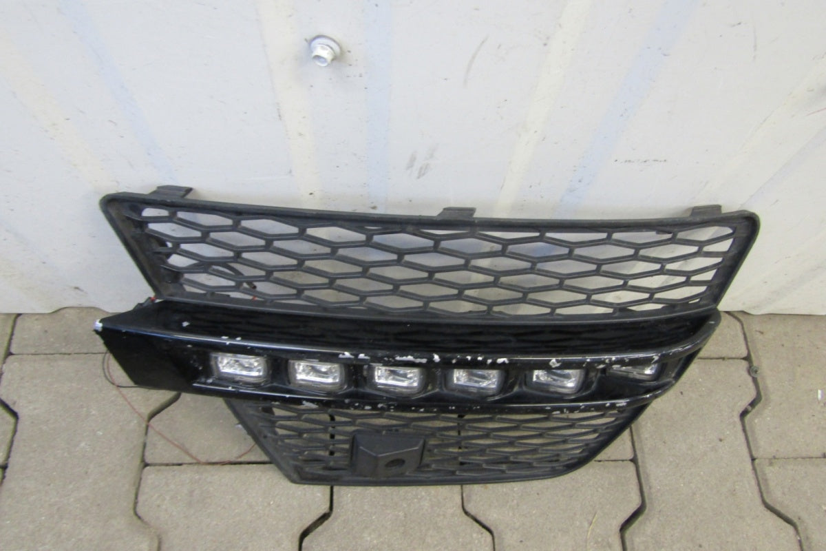 Prednji branik Kratka zaślepka lijevi RANGE ROVER SPORT L494 13-