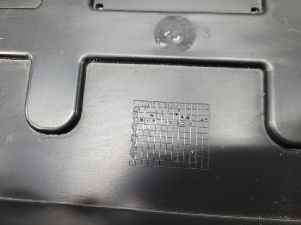 Prednji branik Osłona plyta podłoga pod Fiat 600 23-