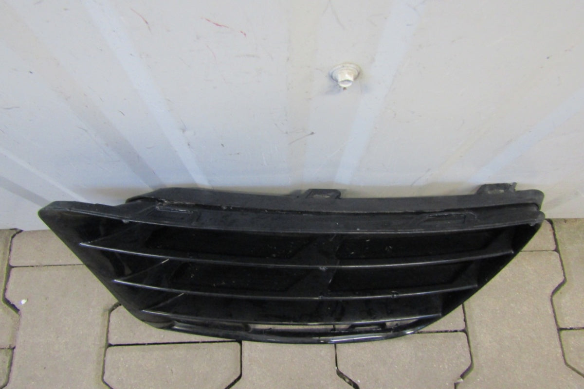 Prednji branik Kratka zaślepka desni VW SCIROCCO R-LINE 08-