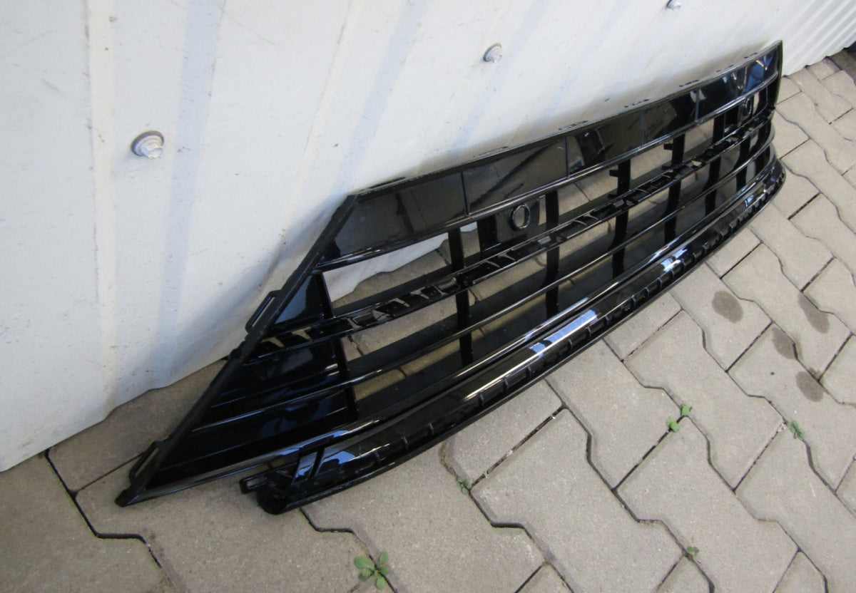 Prednji branik Kratka zaślepka środkowa TIGUAN 2 II R-LINE 16-