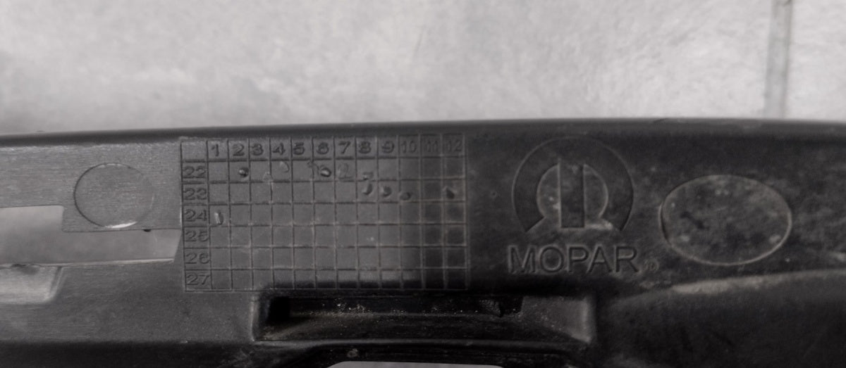 Rešetka branika prednji desni Jeep Grand Cherokee 22-26 68472212AB