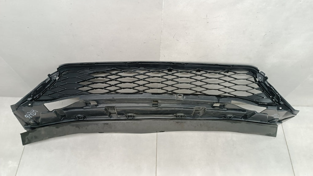 Maska (grill) Kratka Zderzaka Honda Jazz Dynamic 18-20