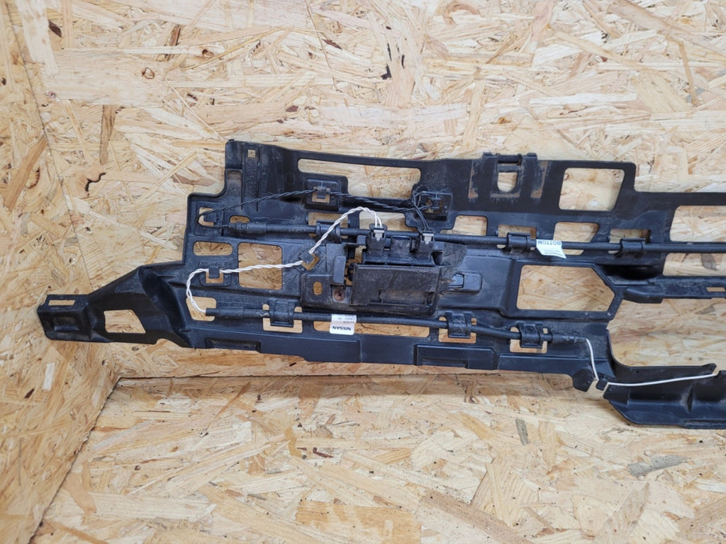 Moduł sensor klapy wzmocnienie wspornik zderzaka zadnji Nissan X-trail T32