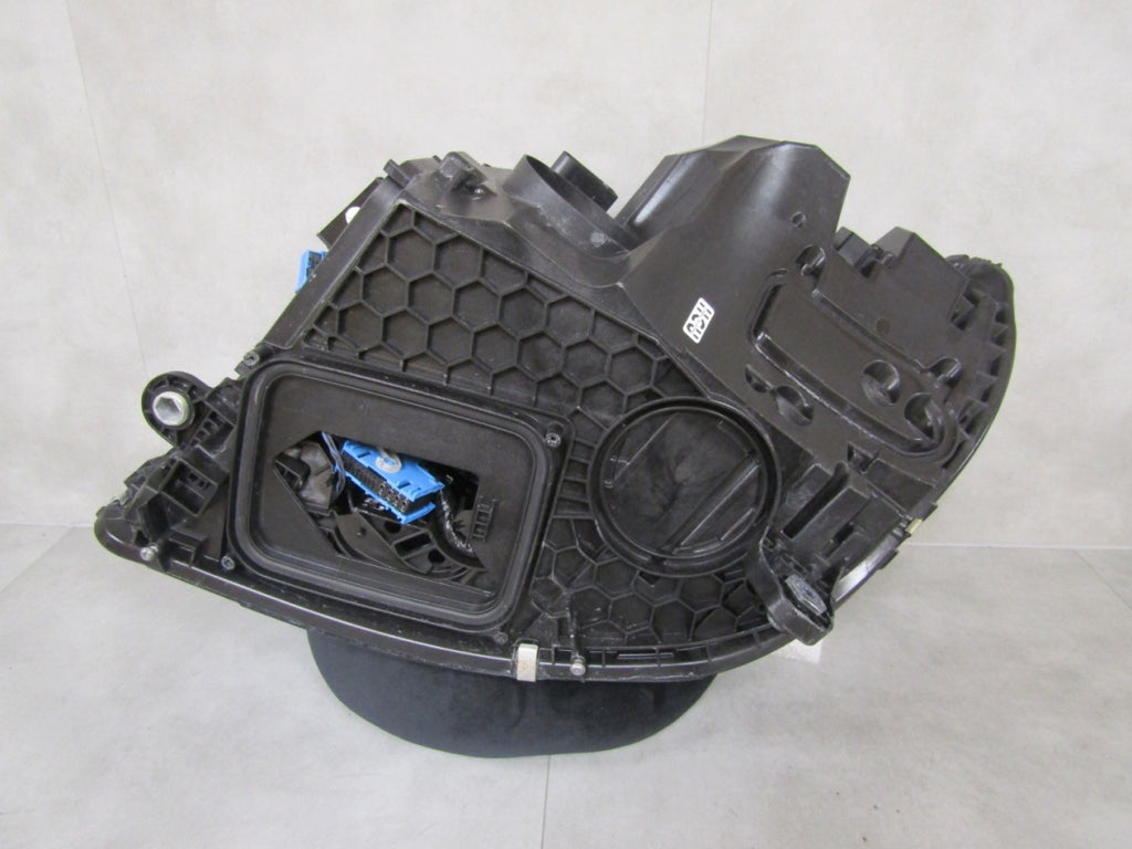 Prednji far MERCEDES C-KLASA W206 FULL LED DIGITAL LIGHT 22- RH desni A2069063003