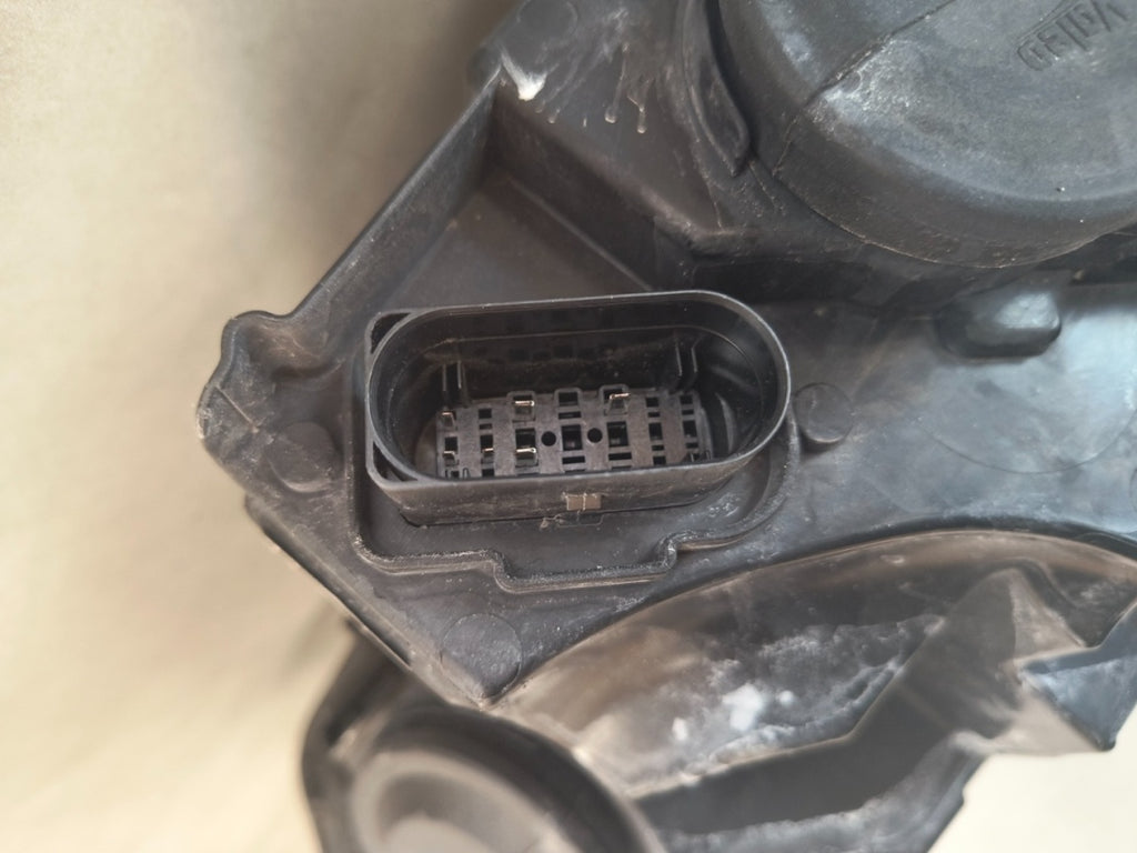 Prednji far VOLKSWAGEN VW GOLF 8 VIII LED 19-24 RH desni 5H1941006