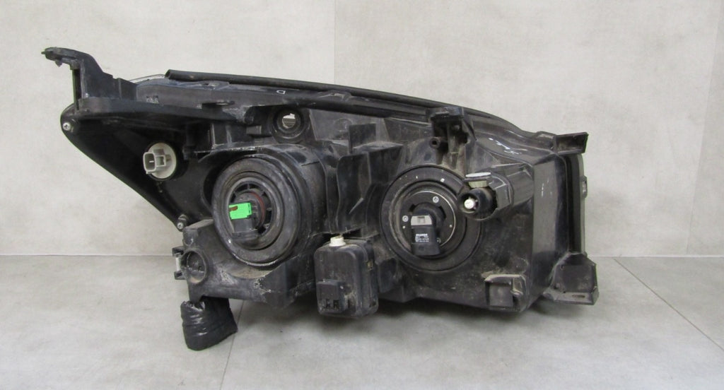 Prednji far TOYOTA RAV 4 RAV4 halogen sa sočivom lijevi LH 05-08