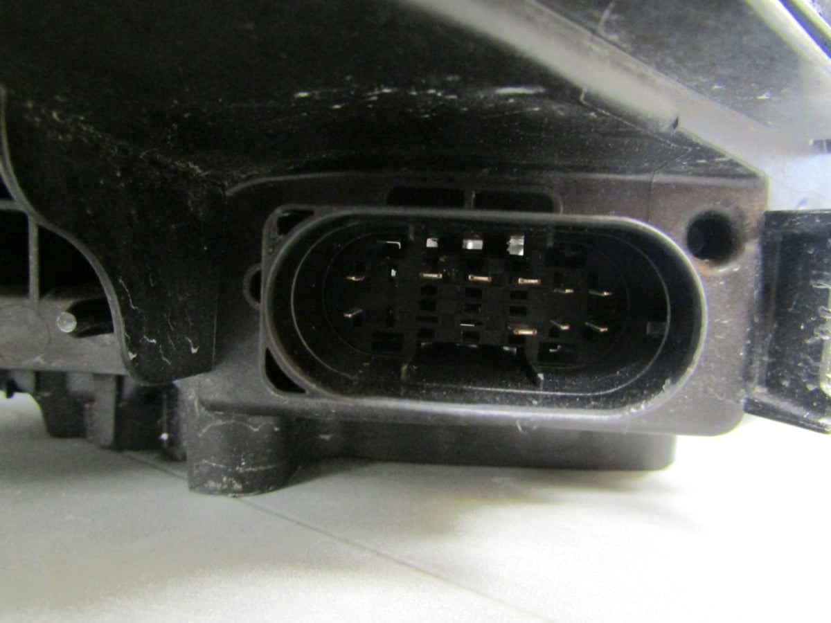 Prednji far MERCEDES GLC 2 W254 FULL LED DIGITAL LIGHT 22- LH lijevi A2549063102