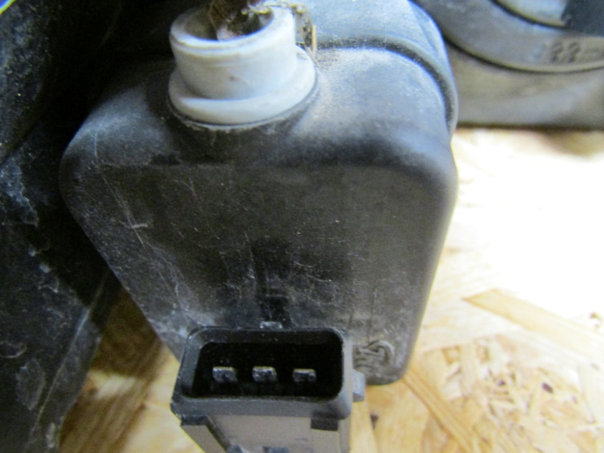 Prednji far TOYOTA RAV 4 RAV4 halogen sa sočivom lijevi LH 05-08