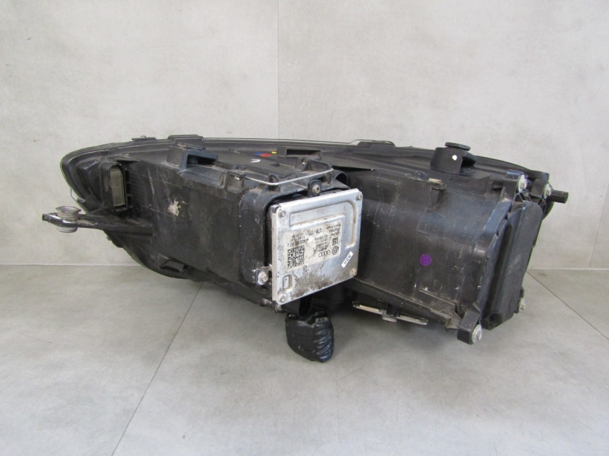 Prednji far VOLKSWAGEN SCIROCCO LIFT 1K8 xenon zakretni RH desni 14-17