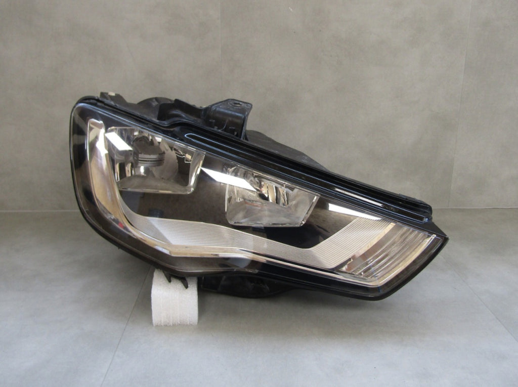 Prednji far AUDI A3 8V0 halogen 13-16 RH 8V0.941.004