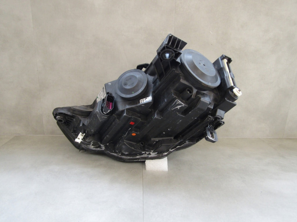 Prednji far AUDI A3 8V0 halogen 13-16 RH 8V0.941.004