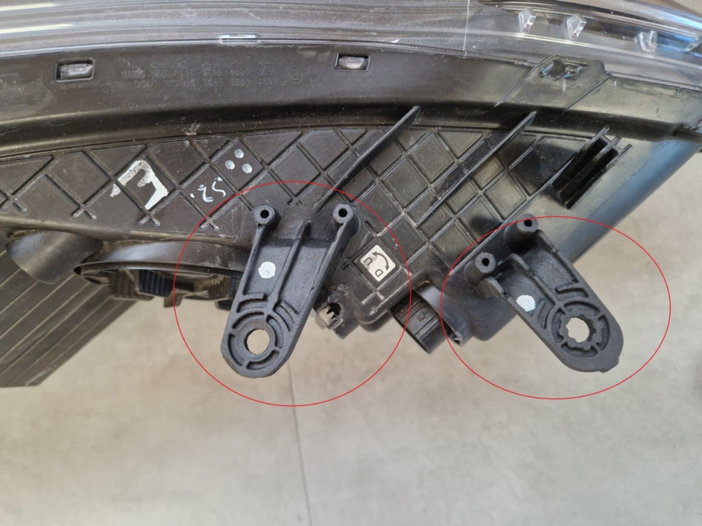 Prednji far HYUNDAI I30 II halogen Z sa sočivom 11-17 lijevi LH 92101-A6020
