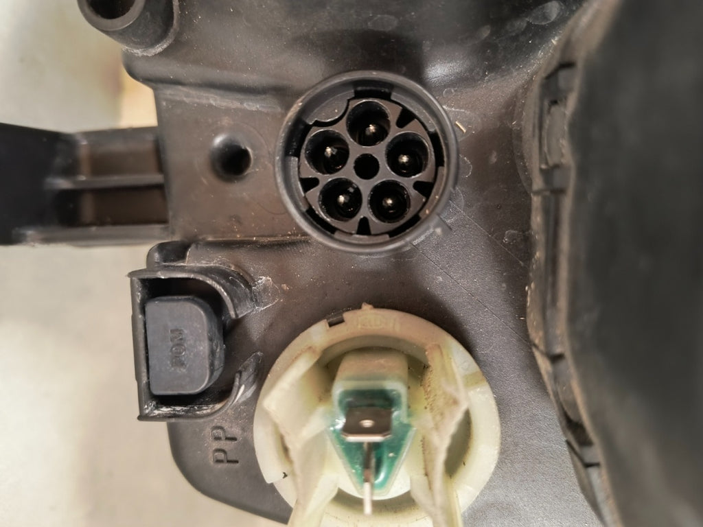 Prednji far OPEL CALIBRA 89-97 lijevi LH 2 SOCZEWKI