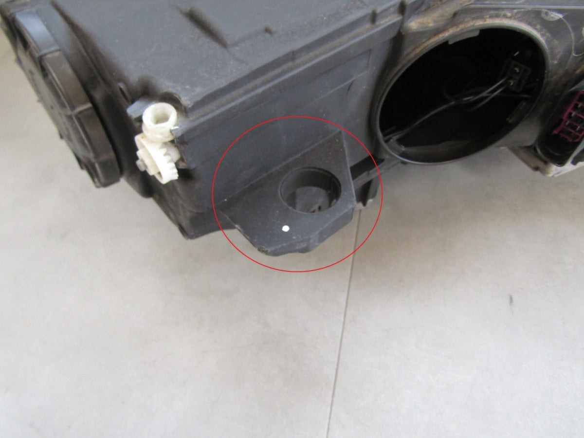 Prednji far AUDI A3 8V0 8V xenon nezakretni 12-16 LH lijevi 8V0941005E