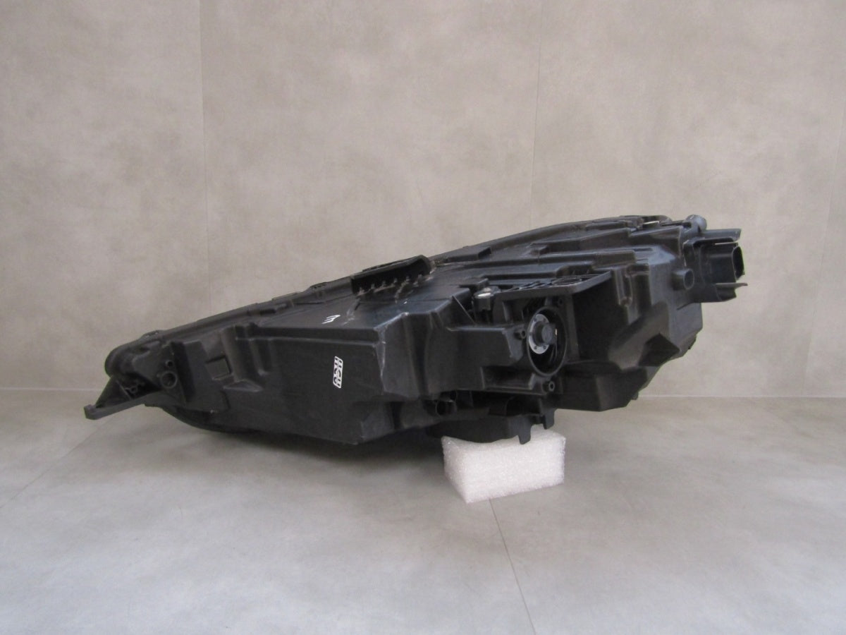 Prednji far Audi A3 8Y0 FULL LED MATRIX 20- RH desni