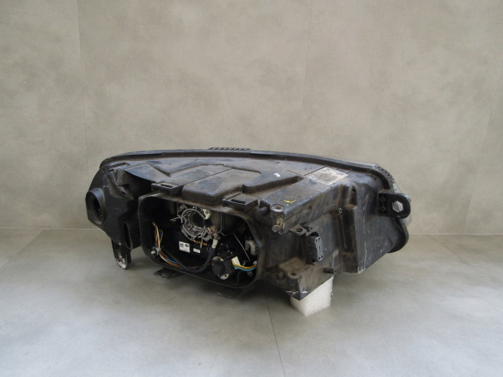 Prednji far Audi A6 C6 xenon zakretni 04-08 LH 4F0941029