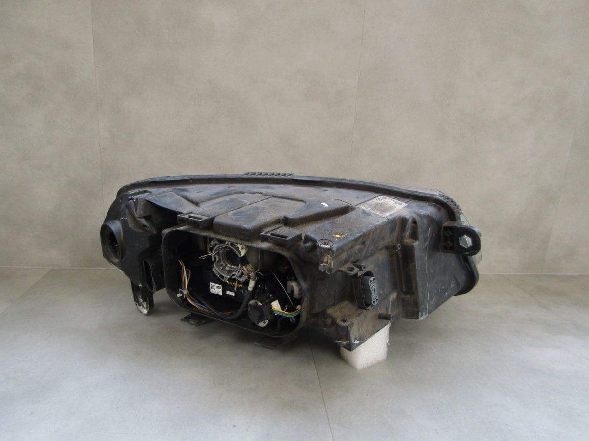 Prednji far Audi A6 C6 xenon zakretni 04-08 LH 4F0941029