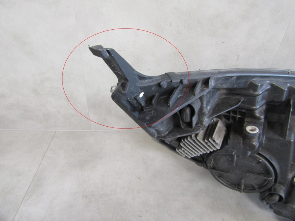Prednji far FORD TRANSIT CUSTOM LIFT halogen sa sočivom LED 17-23 LH JK21-13W030-DG