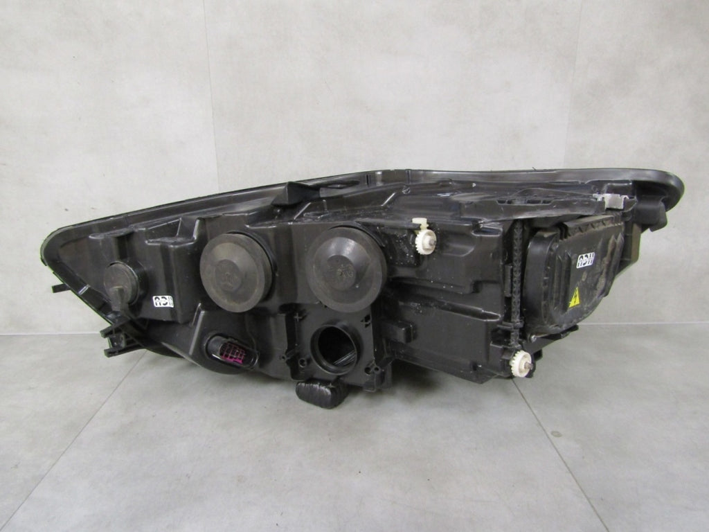 Prednji far AUDI A6 C7 xenon nezakretni RH desni 10-14