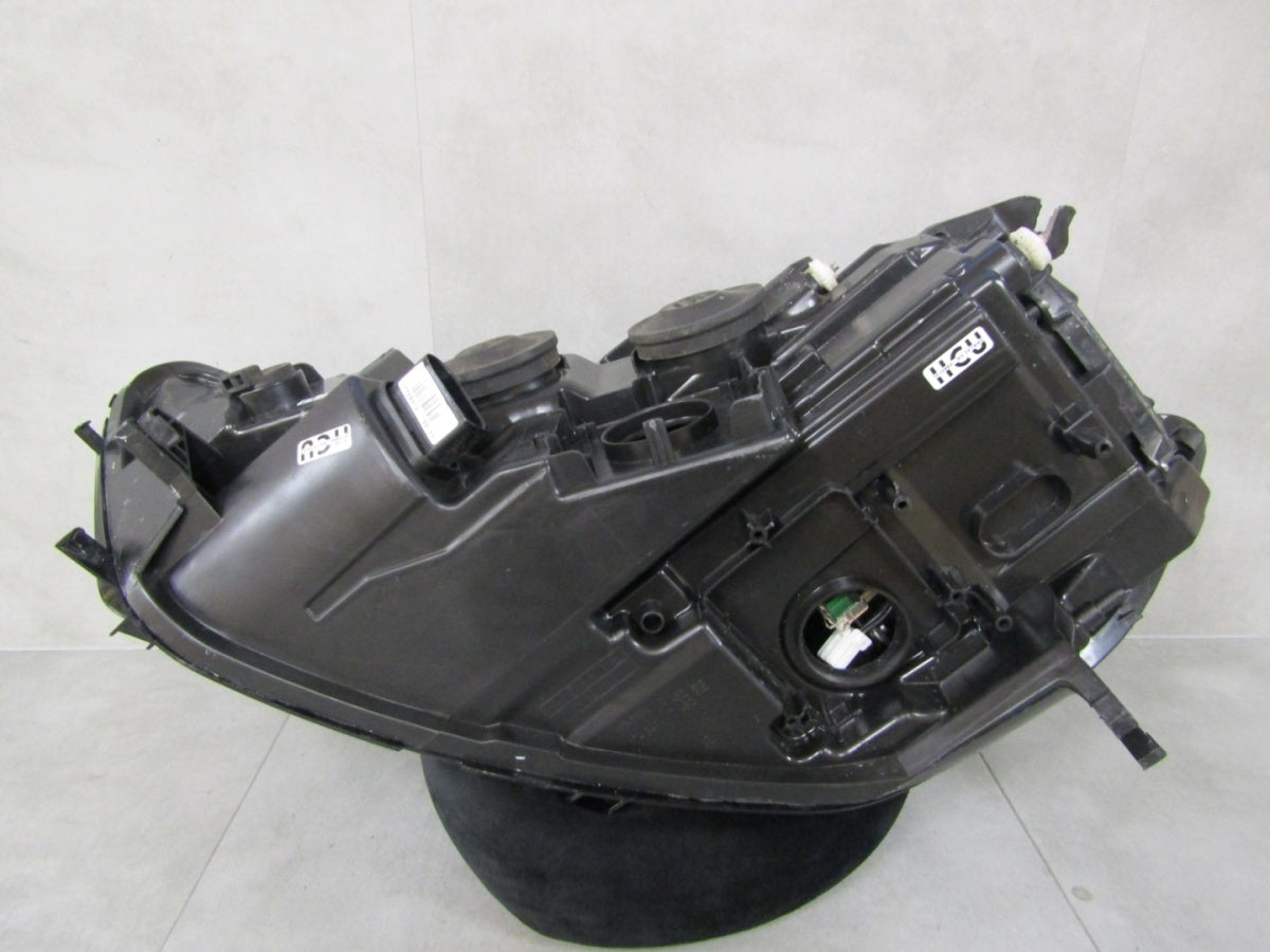Prednji far AUDI A6 C7 xenon nezakretni RH desni 10-14